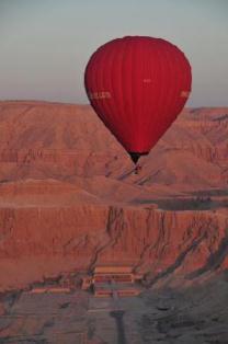 Egypt holidays hot ballon in luxor
